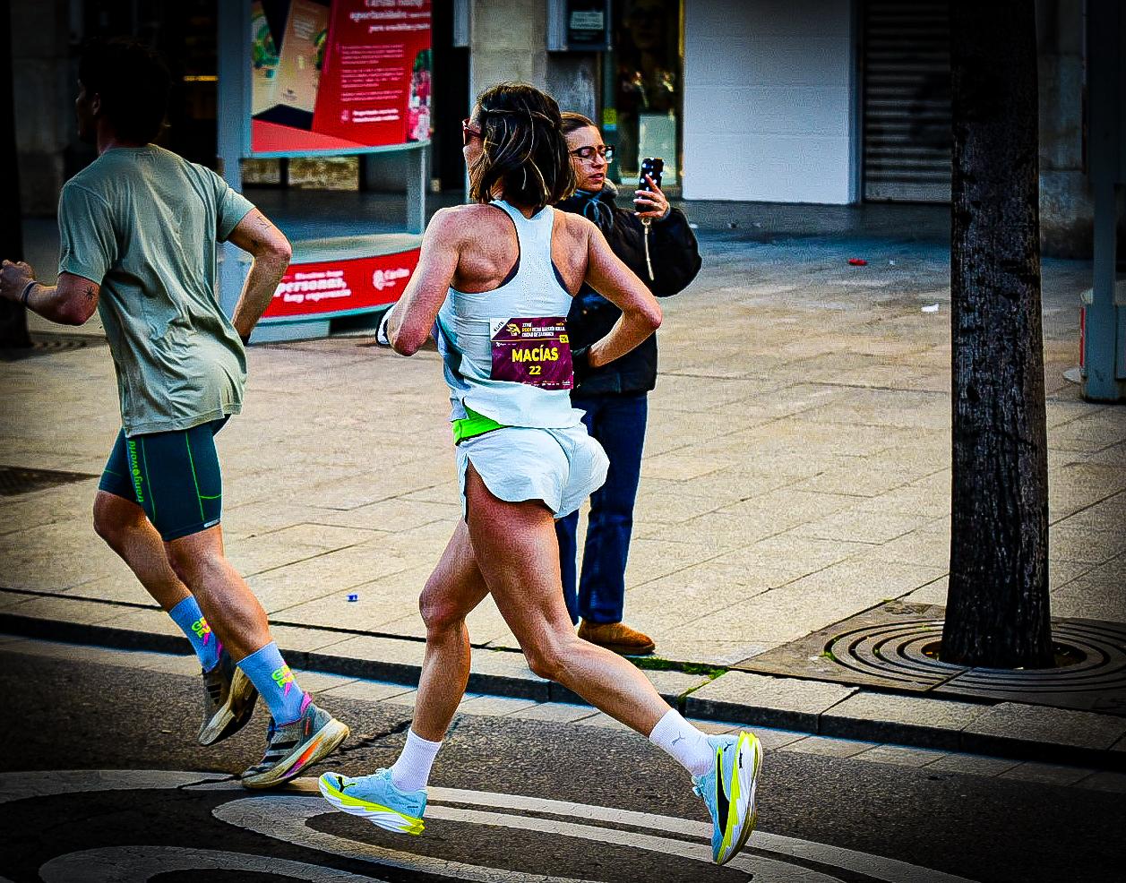 La XXVIII RODI Media Maratón de Zaragoza bate su récord histórico con 7.500 corredores en su nuevo y veloz circuito